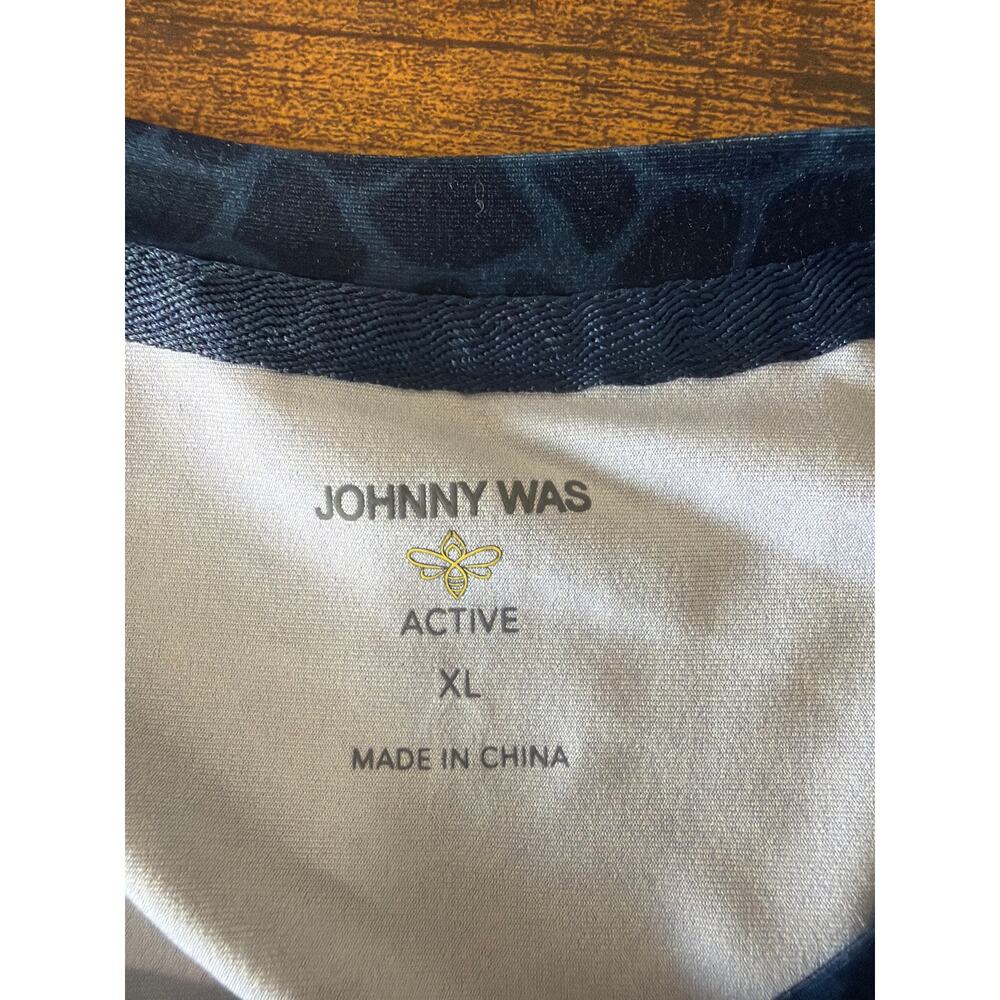 Johnny Was Seabrock Long Sleeve Active Tee XL Thumb Holes EUC - Picture 7 of 8